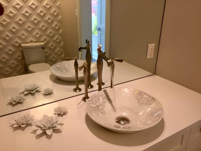 Sink & Fixtures